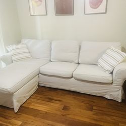 Erktop Loveseat