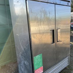 Selling This True 2 Door Refrigerator