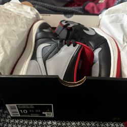 Jordan 1 Mid Size 10