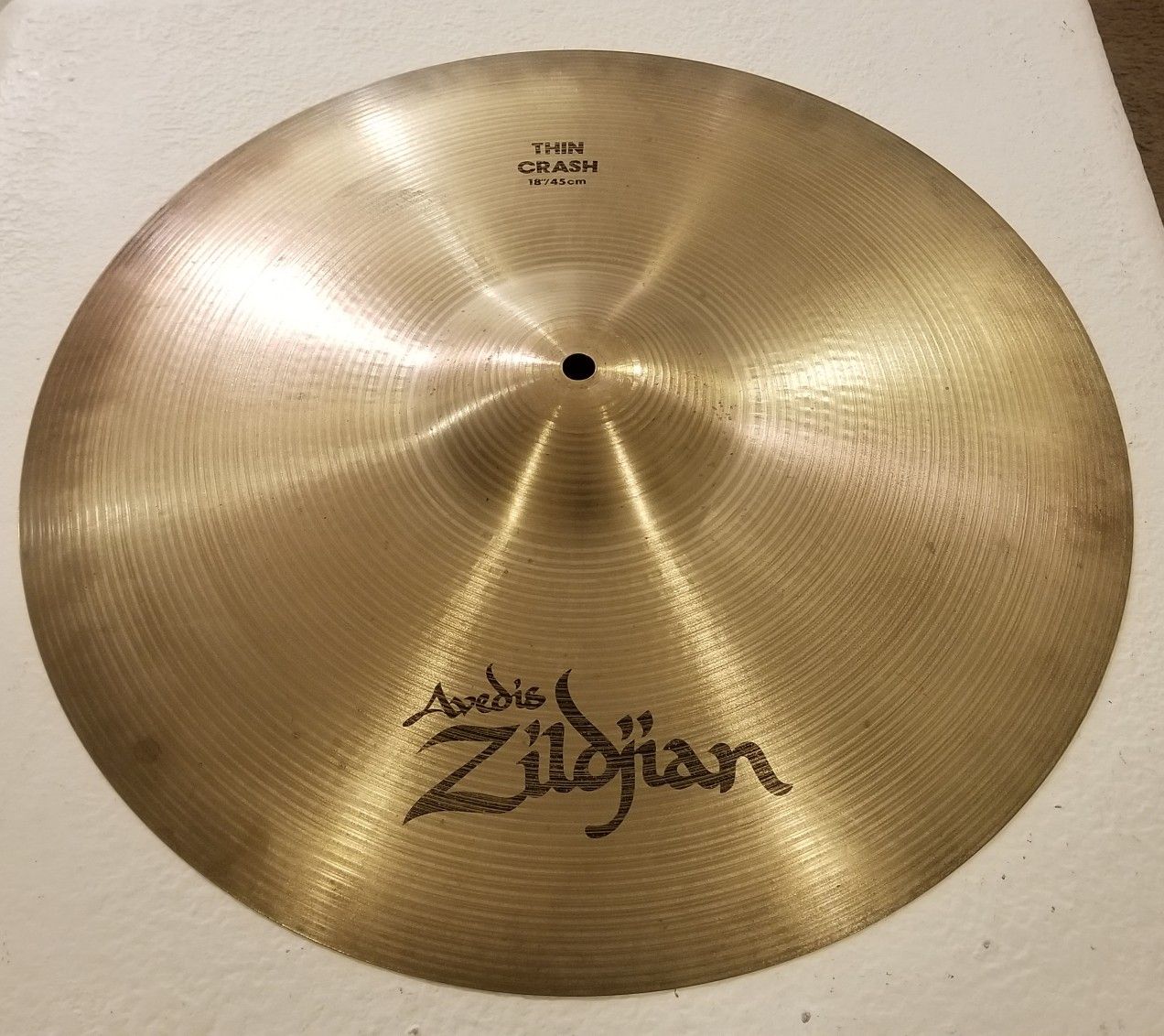 Selling my Avedis Zildjian 18"/45cm Thin Crash Cymbal