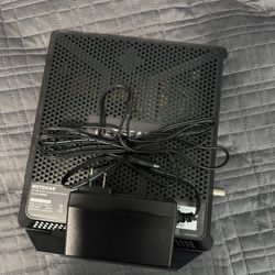 Netgear Nighthawk AC1900  (C6900) WiFi Cable Modem Router 960 Mbps