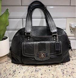 Coach 2009 Authentic Coach bag Pebble Black Hampton Leather Zip Satchel F13963