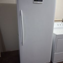 Nice Standing Freezer 
