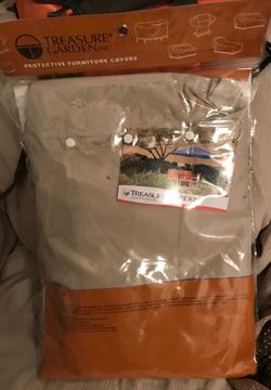 Medium to large round table, chat or fire pit cover