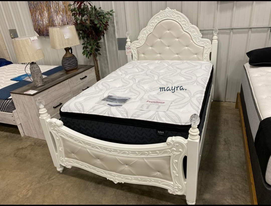 Exquisite White Twin Poster Bed Frame Cama/ full Size bed available 