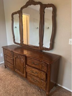 Dresser