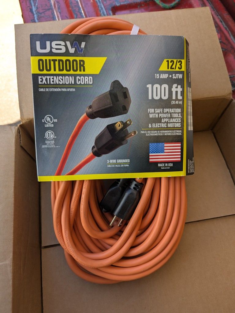 100-Ft 15 Amp Extension Cord Heavy Duty