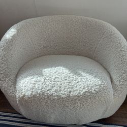 Sherpa Swivel Chair