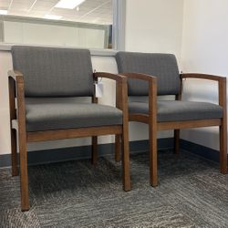 Guest Chair / Side Chairs