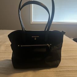 Michaels Kors Purse