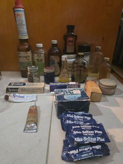 Vintage Toiletries And Medicine Lot