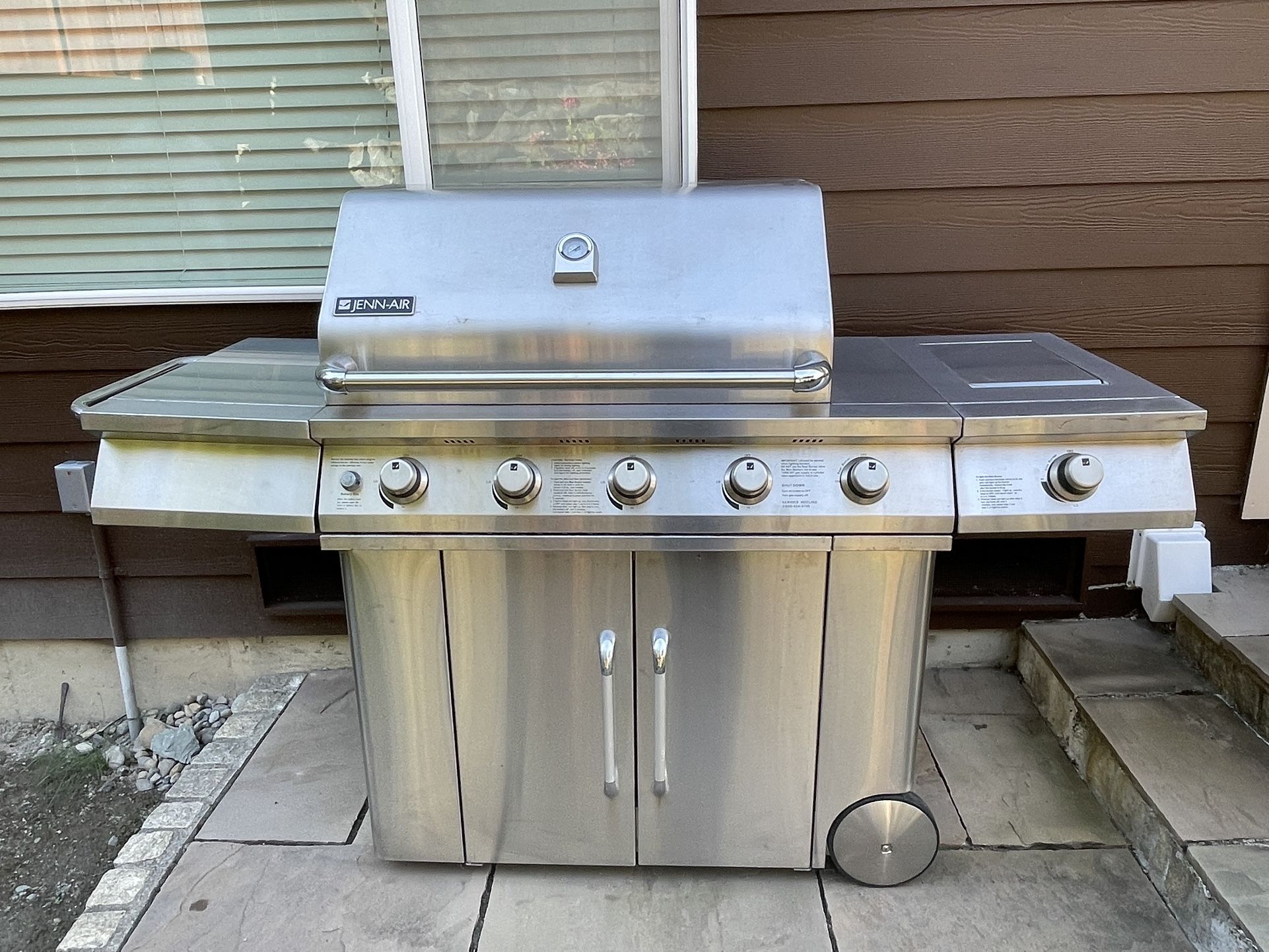 Jenn-Air BBQ Gas Grill