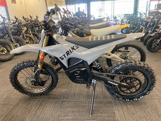 Throne strike shadow 72V 7000W Electric Dirt Bike.