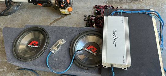 Amp and speaker speakers