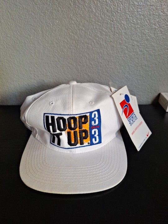 Vintage 90s Hoop It Up 3-on-3 Sports Specialties Basketball Twill Snapback Hat