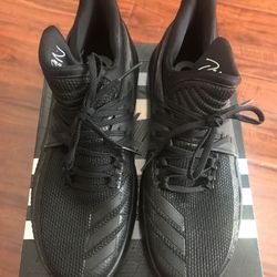 For sale adidas lillard 3 size 9
