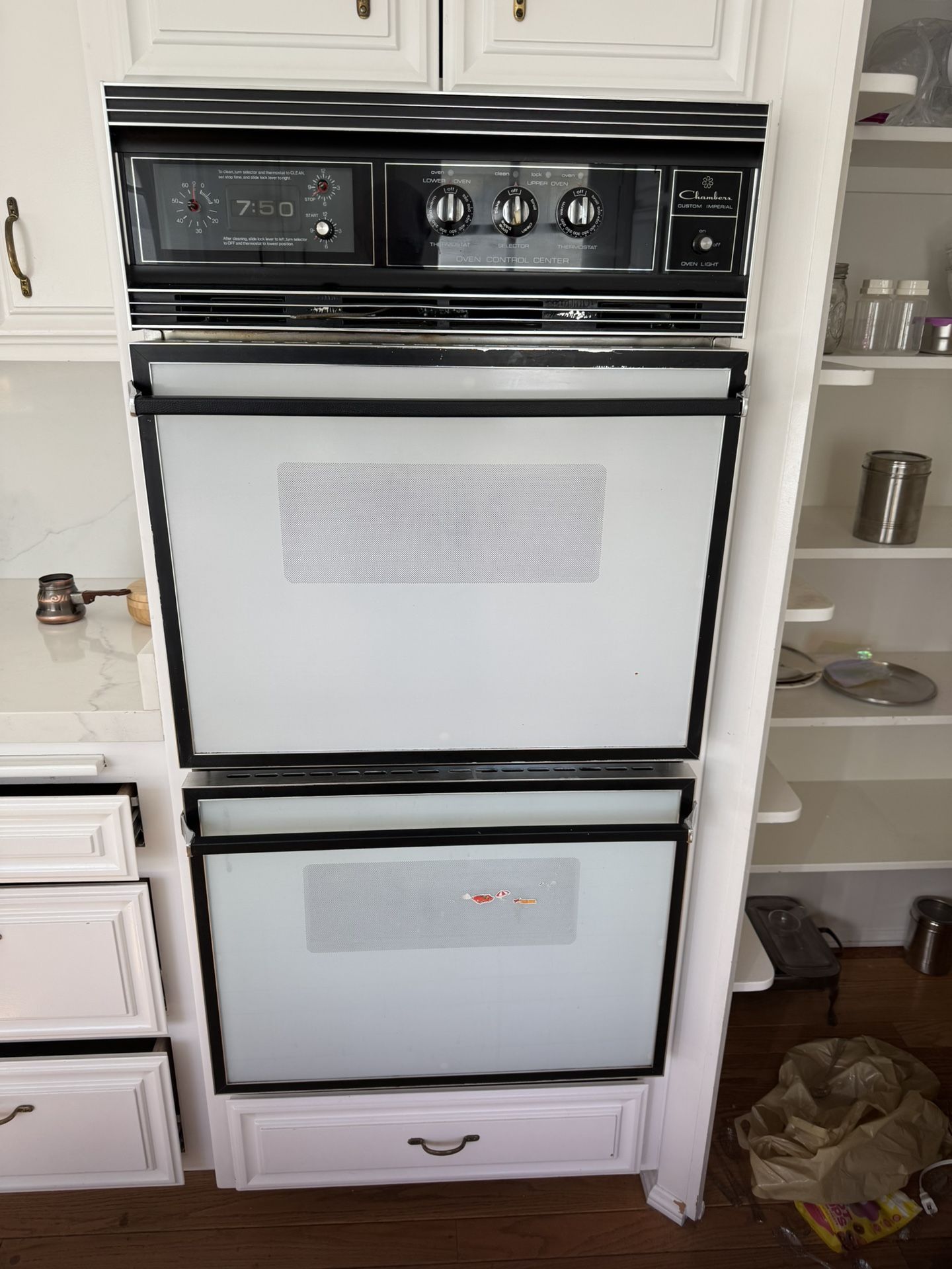 Kitchen Oven
