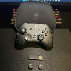 Razer Wolverine V3 Pro