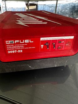 Milwaukee M18 FUEL 2-Tool Combo Kit 3697-22