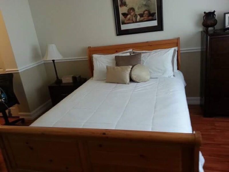 Broyhill Fontana Queen Sleigh Bed