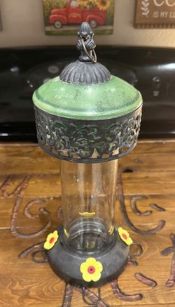 Humming Bird Feeder