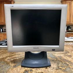 Philips 150B2 Computer Monitor 15” LCD - 14 Factory Preset Modes, Adjustable Base