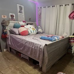 Ashley Willowton Frame