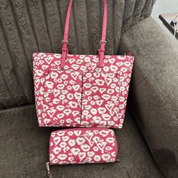 Michael Kors Tote & Wallet 