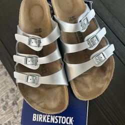 Birkenstock  Sandals