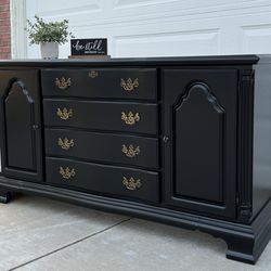 Gorgeous Black Solid Wood Dresser - Buffet - TV Stand