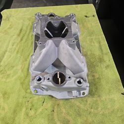 Hurricane intake manifold for small block chevy