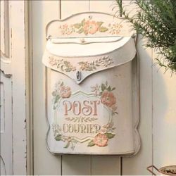 Wall Mount Mailbox for House Outside Vintage Metal Door Mailbox Antique Style Nostalgic Charm Home Decor Garden Vintage English Cottage Decor Flower P