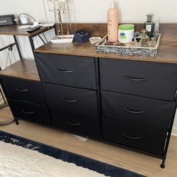 8 Drawer Dresser W/Power Strip