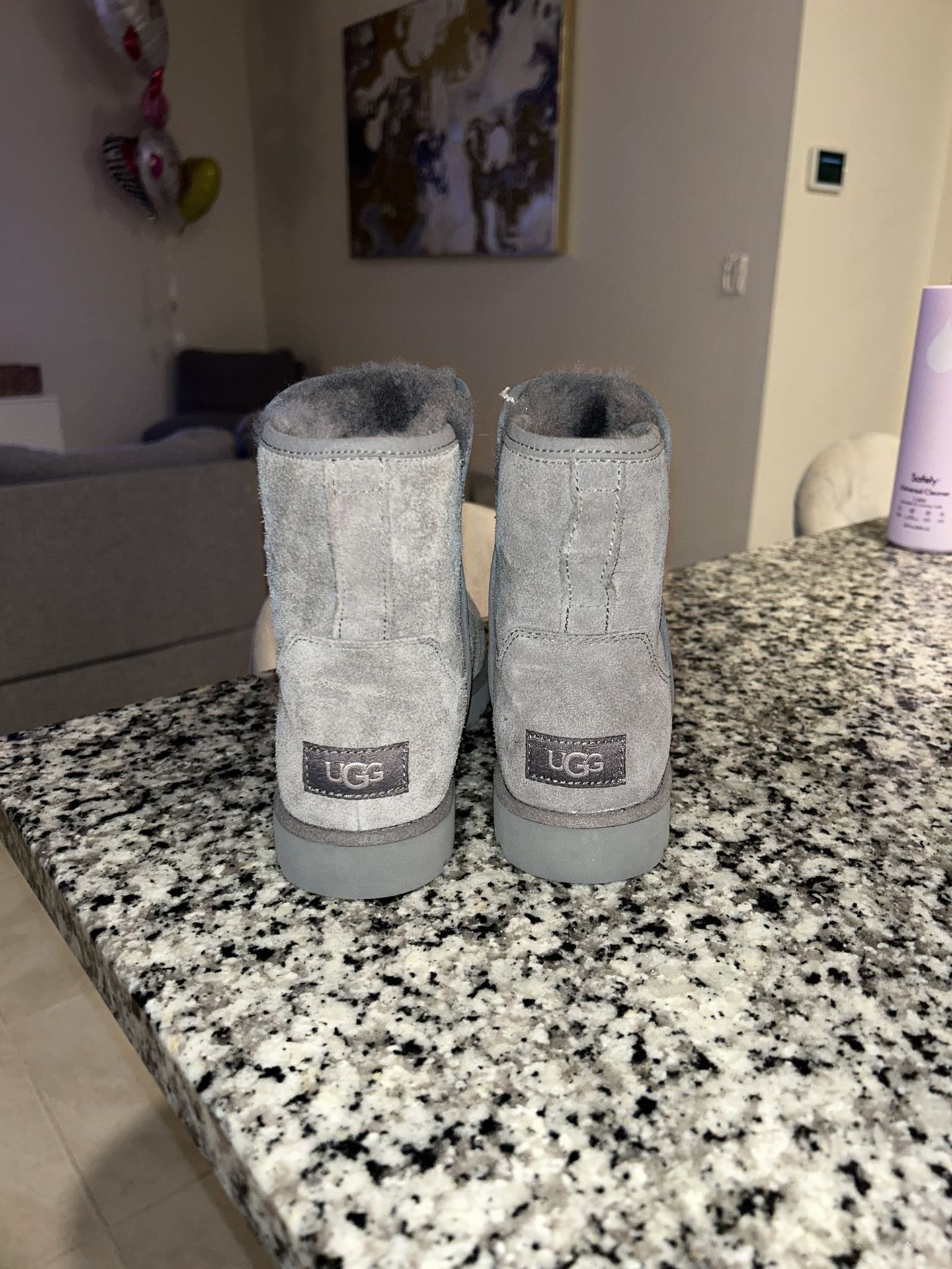 Uggs Brand New 