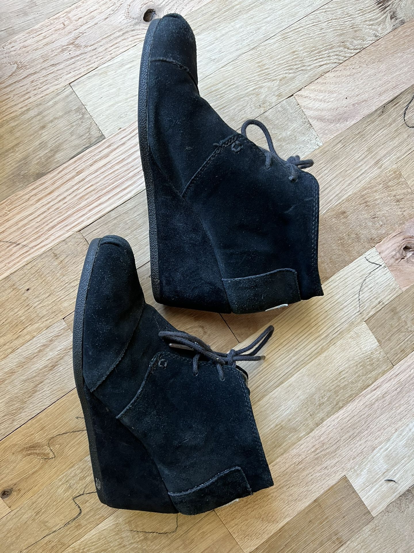 Toms Wedged Black Bootie