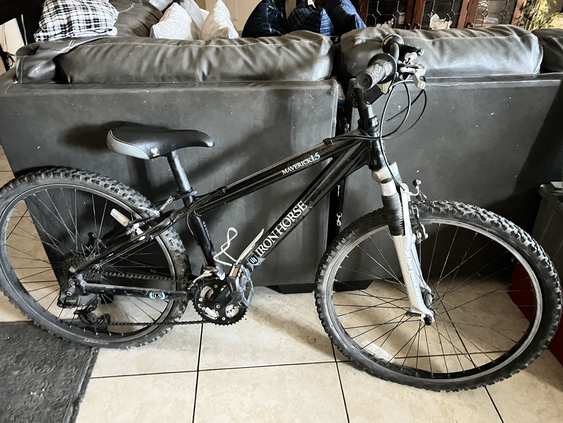 Iron horse maverick 1.5 mountain bike shop