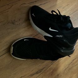 Size 7 Y