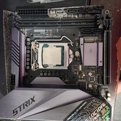 Asus Strix Z390, 8700k, 16bg Ram 3200 Mhrtz