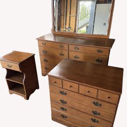 Ethan Allen by Baumritter 3 Piece Bedroom Furniture Set