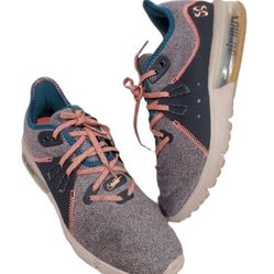 NIKE RUNNING SHOES SIZE 10