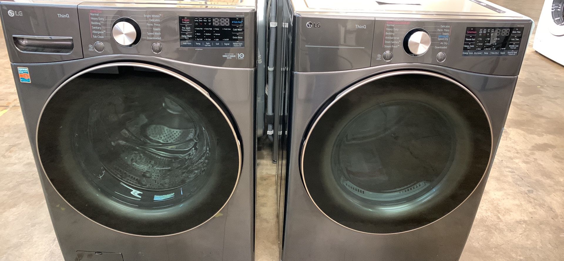 LG Frontload Washer&dryer Set