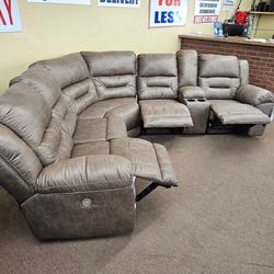 I’m Jon Green, Wayne’s Home Sales Representative🌟 Ravenel Power Reclining Sectional Couch Set 🌟 Color Options