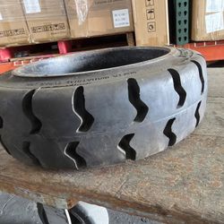 Forklift Tires 