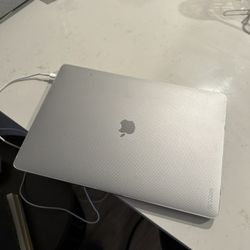 Mac Book Pro