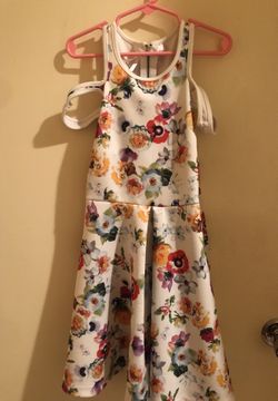 Floral little girls dress