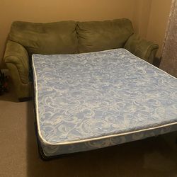 Pull out sofa bed