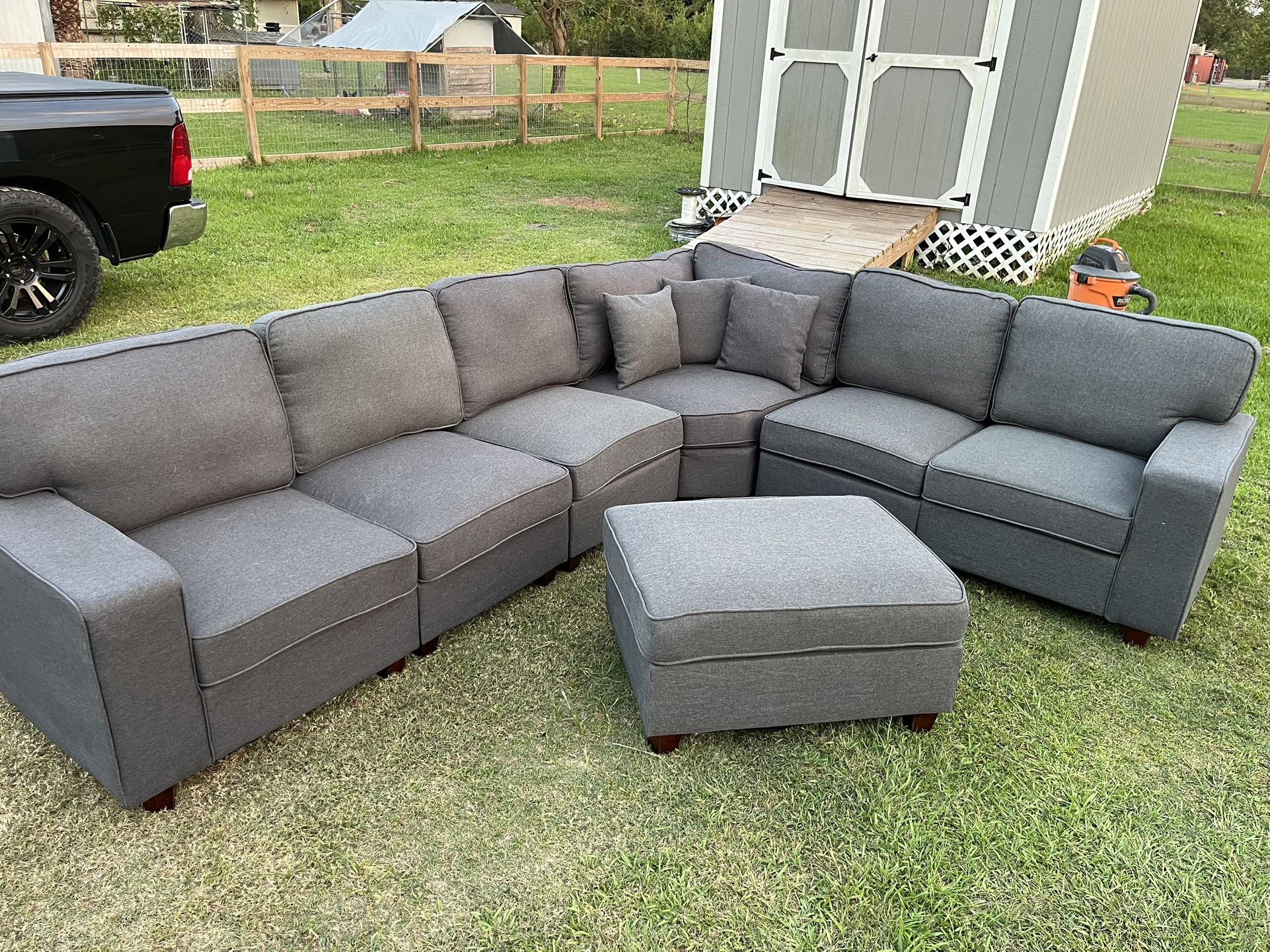 Gray Sectional & Ottoman 