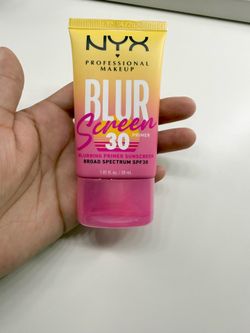 Nyx Professional Makeup Blurscreen Primer SPF 30