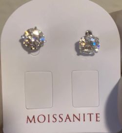 Rhodium Plated 925 Sterling Silver Moissanite VVS1 Stone Push Back Earrings 6MM