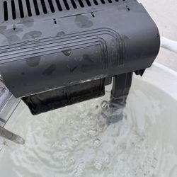 Marineland Emperor 280 Aquarium/Fish Tank Filter W/ New Cartridges. Great Condition!